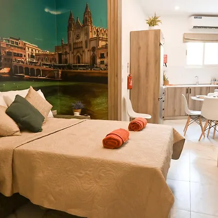 Well Located Modern Balluta Bay - Happy Saint Julian's