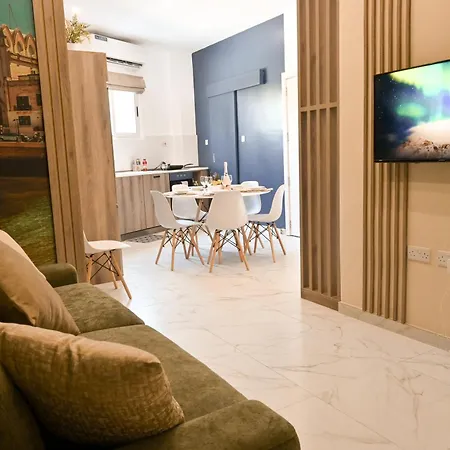 Well Located Modern Balluta Bay - Happy Daire Saint Julian's