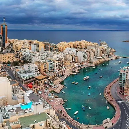 Well Located Modern Balluta Bay - Happy * سانت جوليان