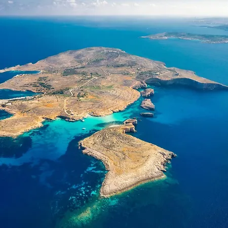 Well Located Modern Balluta Bay - Happy